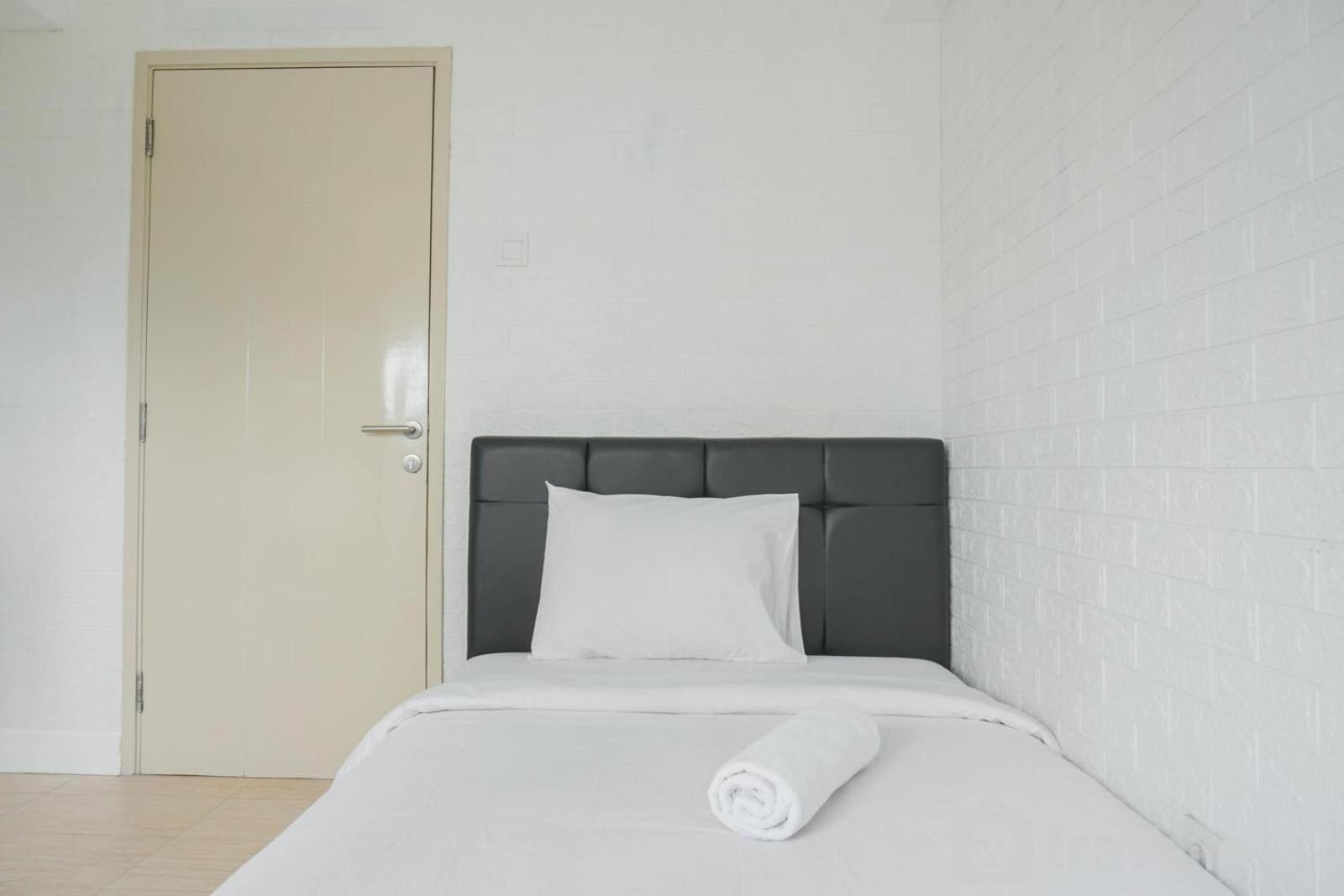 Apartemen Location 2br At The Wave Kuningan By Travelio