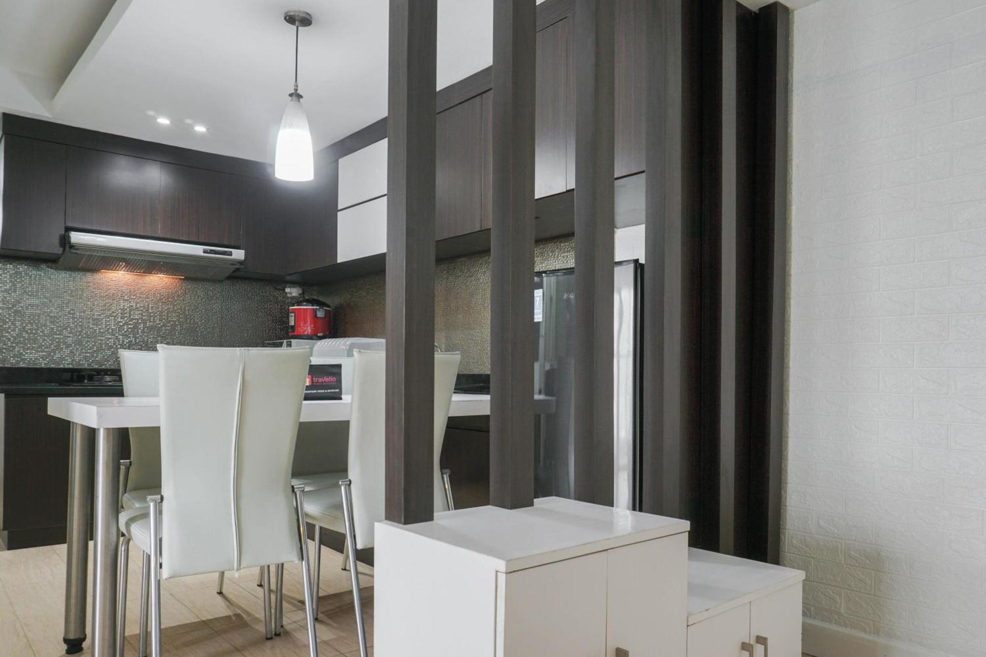 Apartemen Location 2br At The Wave Kuningan By Travelio Jakarta